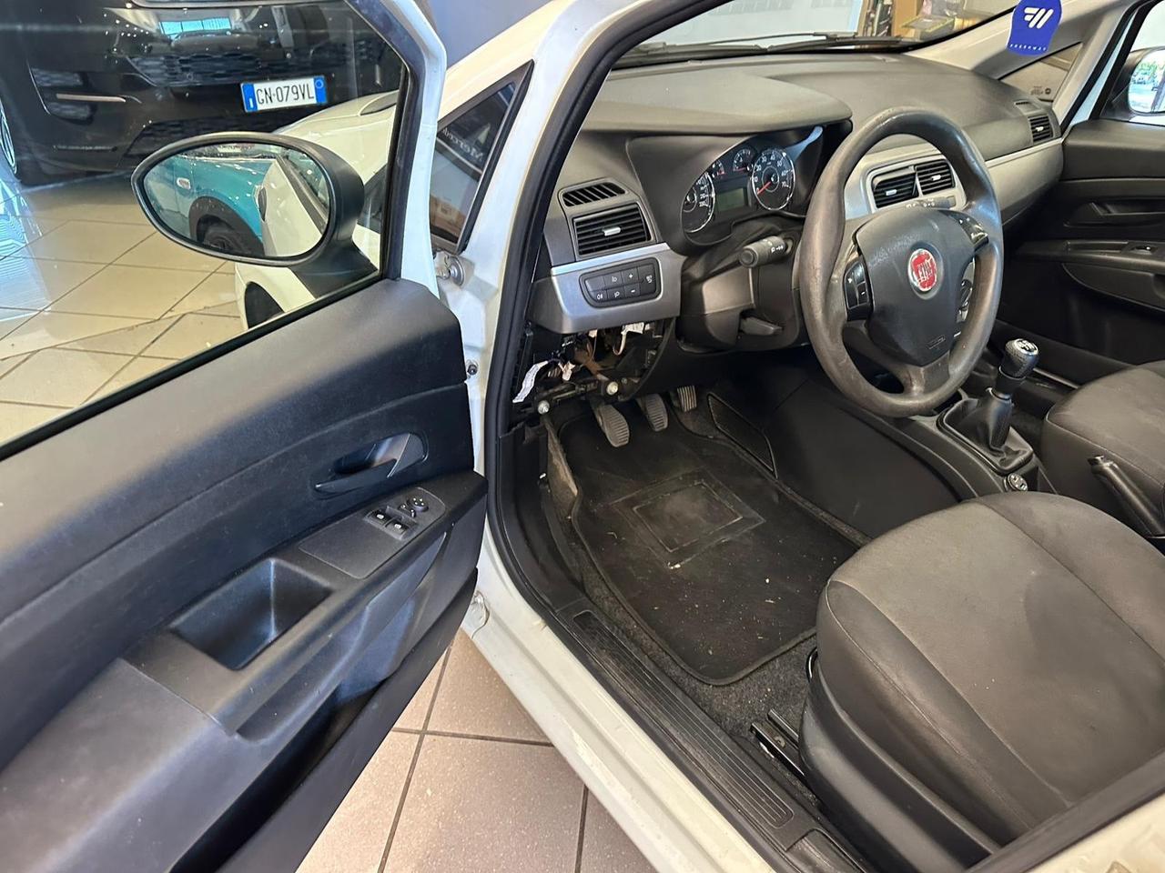 Fiat Punto 1.3 MJT II 75 CV 5 porte Street ok neopatentati
