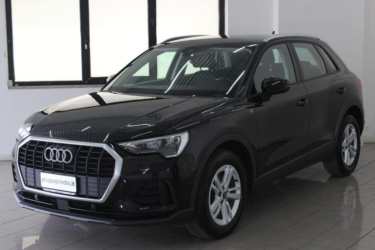 AUDI - Q3 - 35 TDI S tronic Business