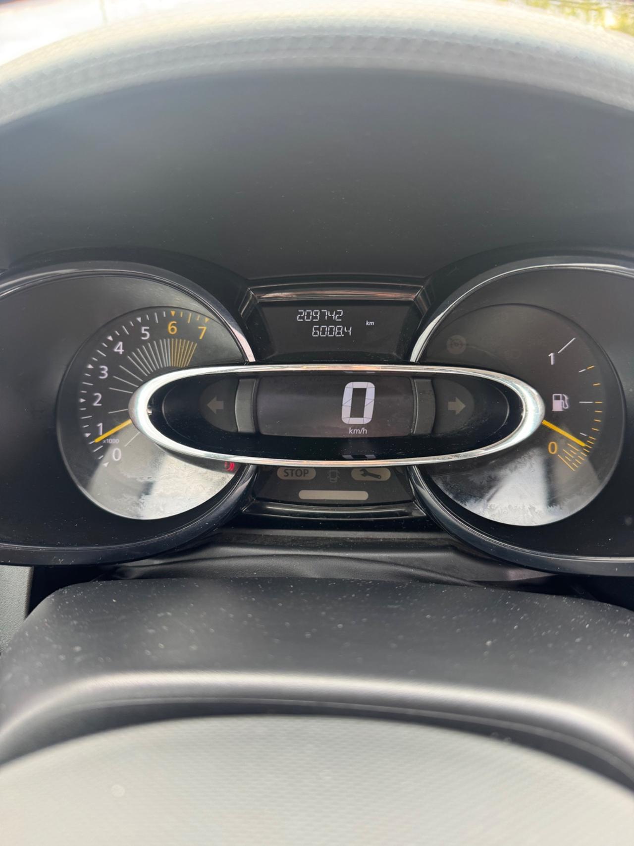 Renault Clio 1.2 75CV GPL 5 porte