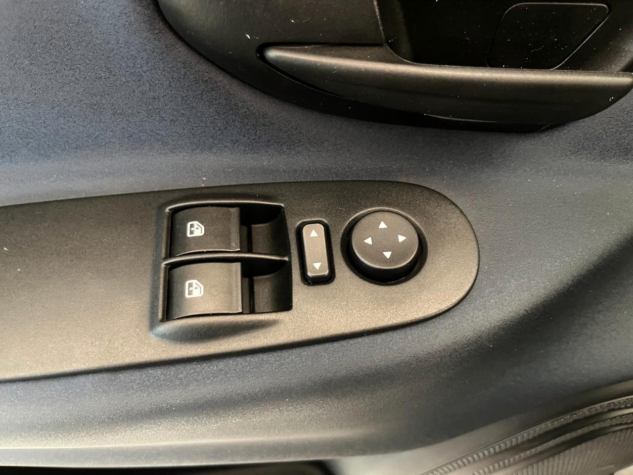 Lancia Ypsilon 1.0 FireFly 5 porte S&S Hybrid Alberta Ferretti
