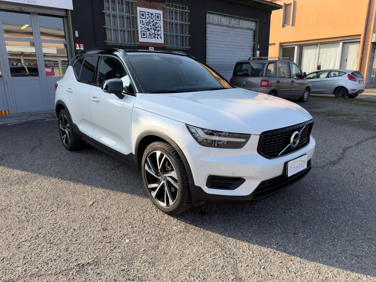 Volvo XC40 R Design D3 #7691
