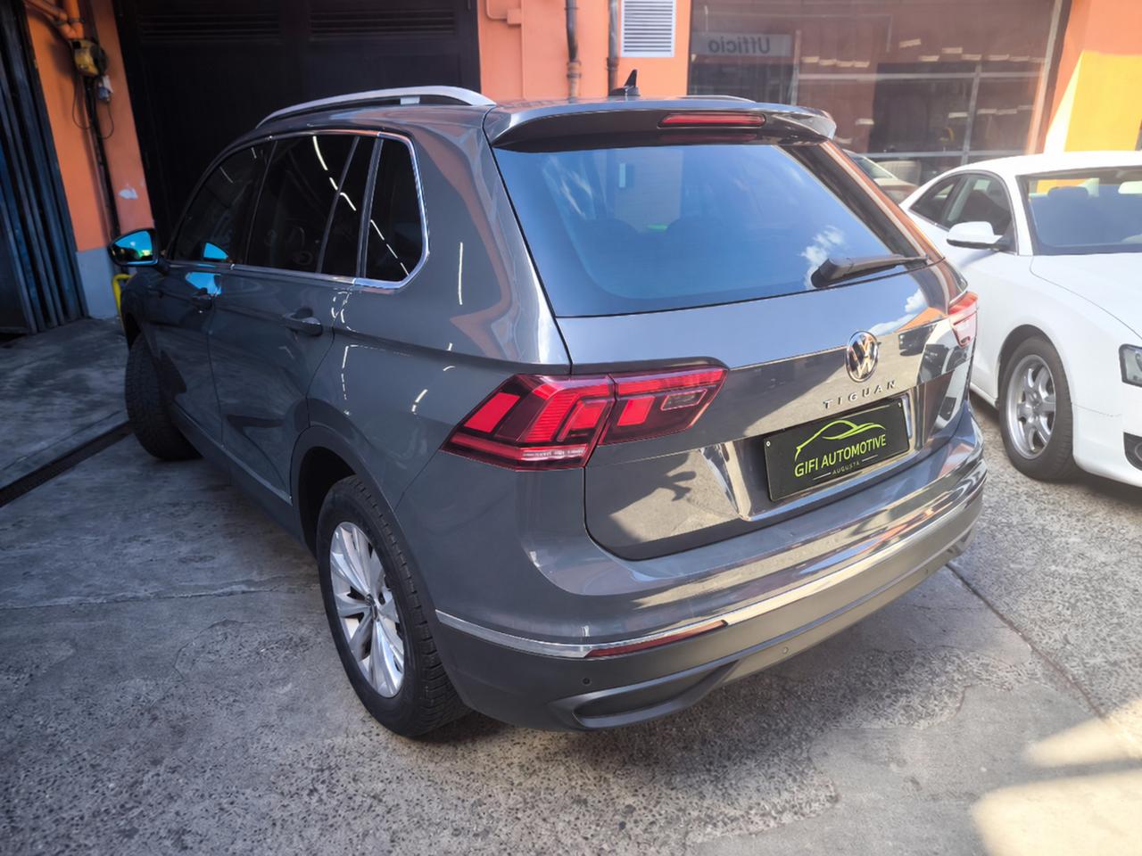 Volkswagen Tiguan 2.0 TDI LIFE DSG