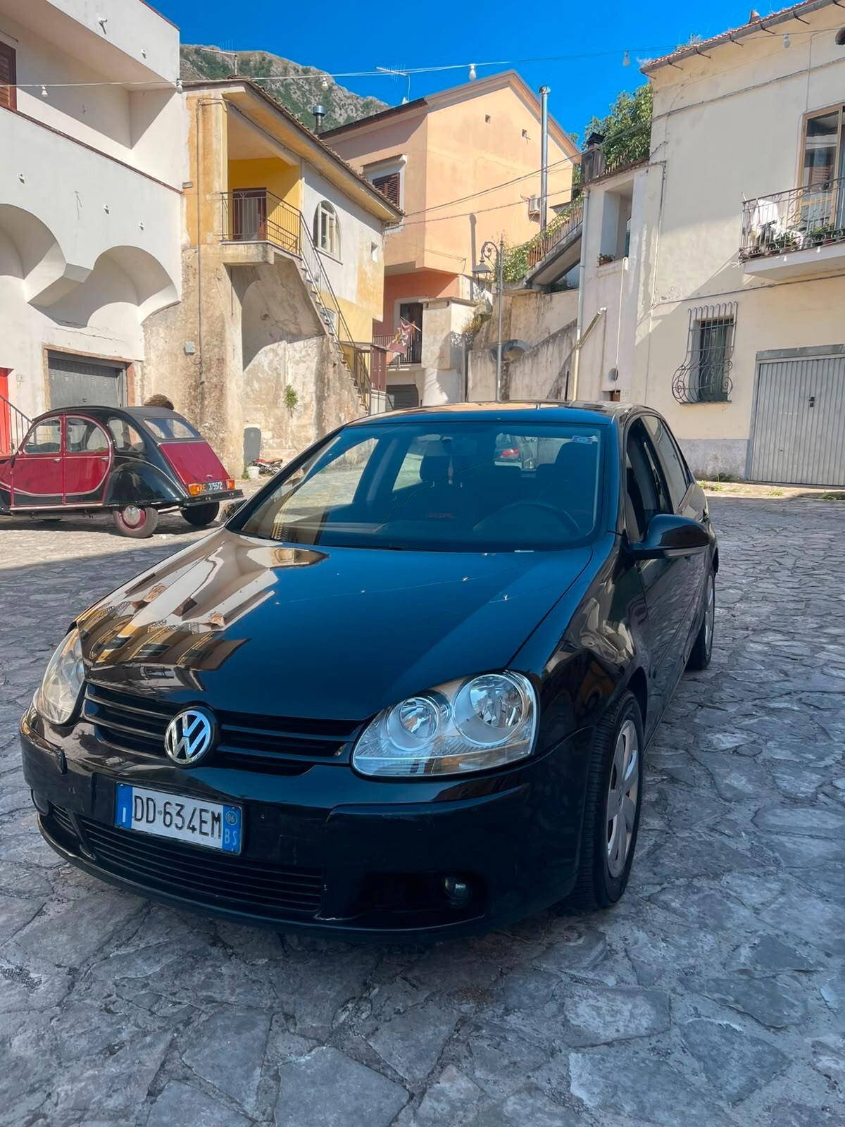Volkswagen Golf 1.9 TDI 5p. Sportline