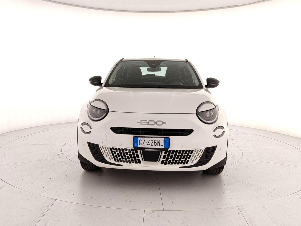 Fiat 600 Hybrid 110 CV DCT MHEV Business