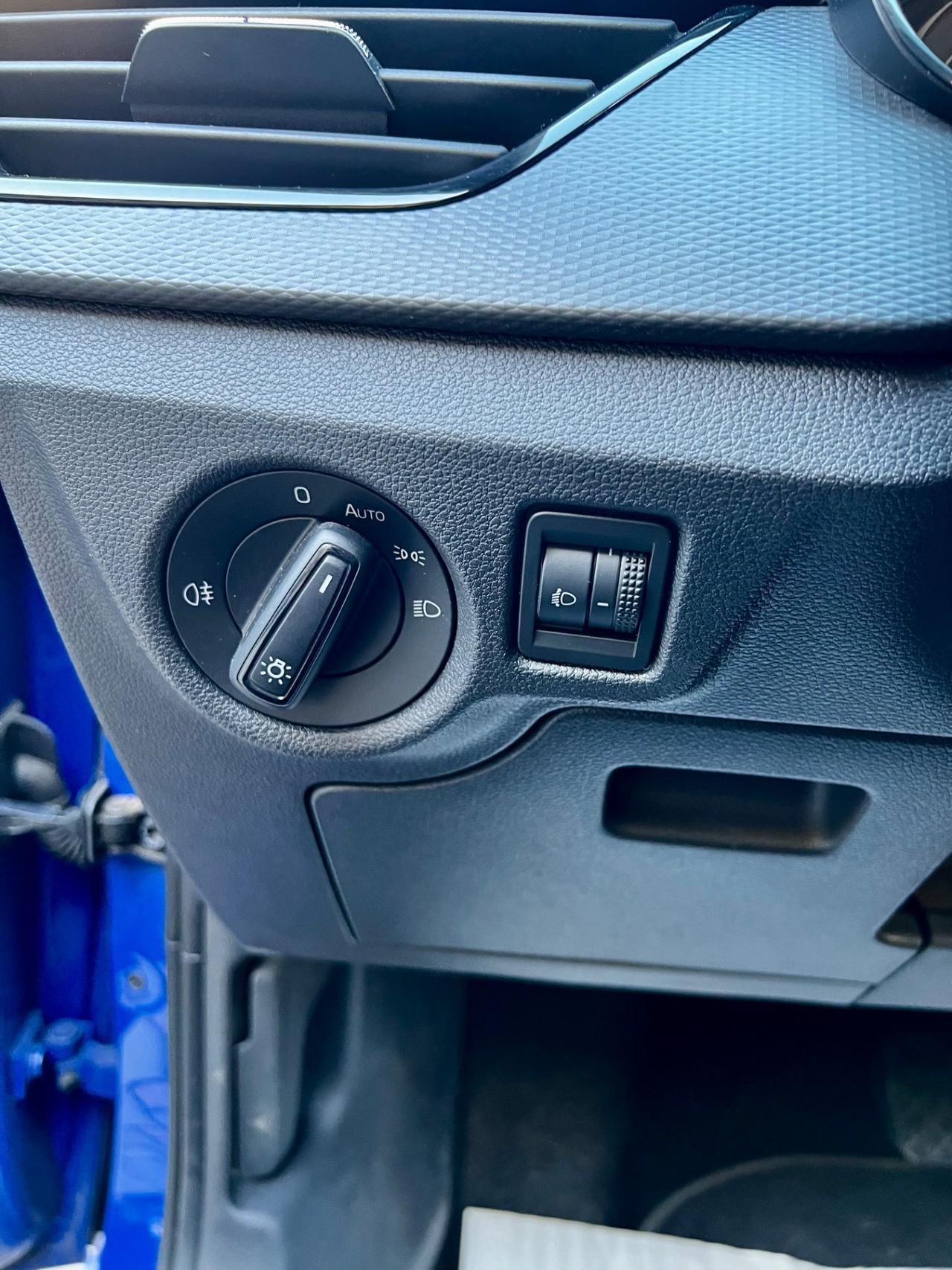 Skoda Kamiq 1.0 TSI Ambition 22.000km automatica