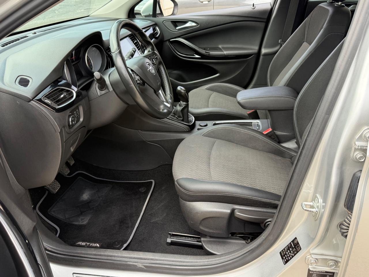 Opel Astra 1.6 CDTi 136CV Start&Stop 5 porte Innovation