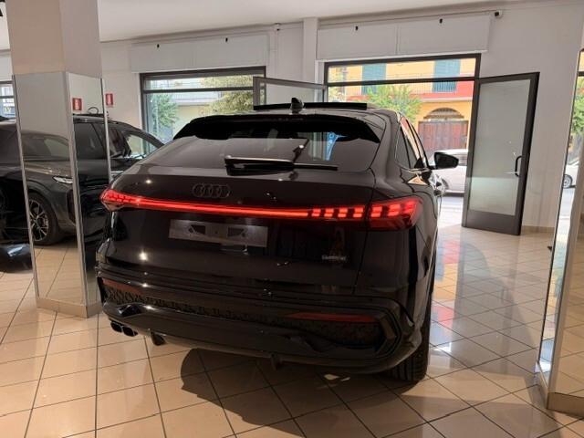Audi Q5 SportBack TDI 150 kW MHEV+ S tronic quattro S-line Identity Black edition