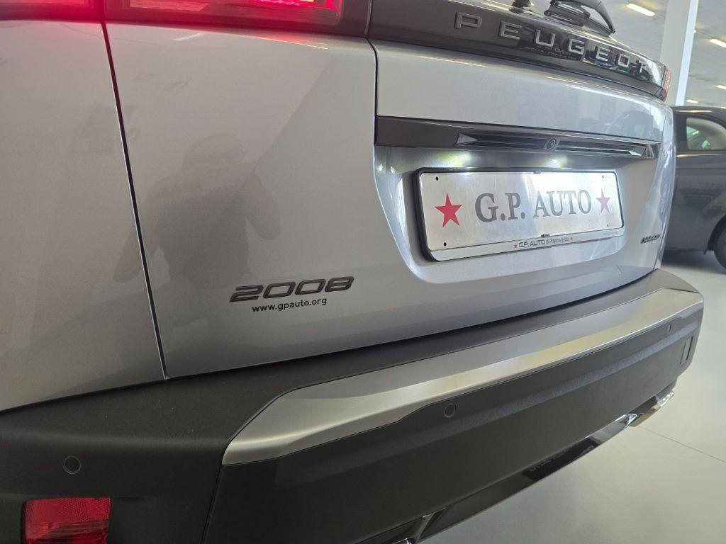 Peugeot 2008 Hybrid 145 e-DCS6 Allure