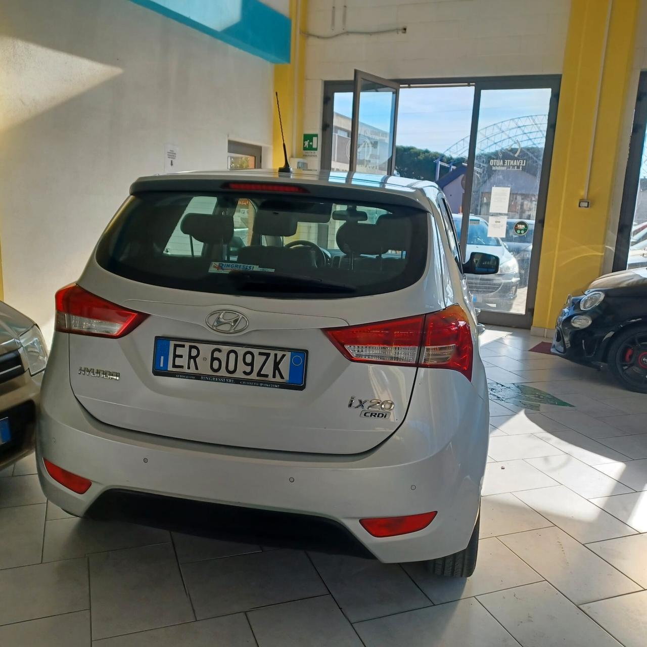 SEMBRA NUOVA 133.188 KM HYUNDAI IX20 1.4 TDI