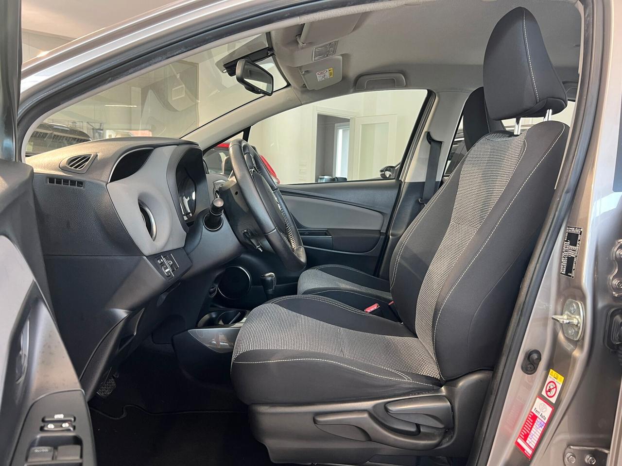 Toyota Yaris 1.5 Hybrid 5 porte Active