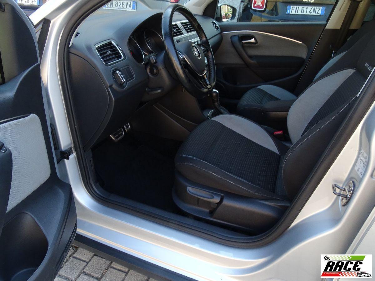 VOLKSWAGEN - Polo - Cross 1.4 TDI DSG BlueMotion Tech.