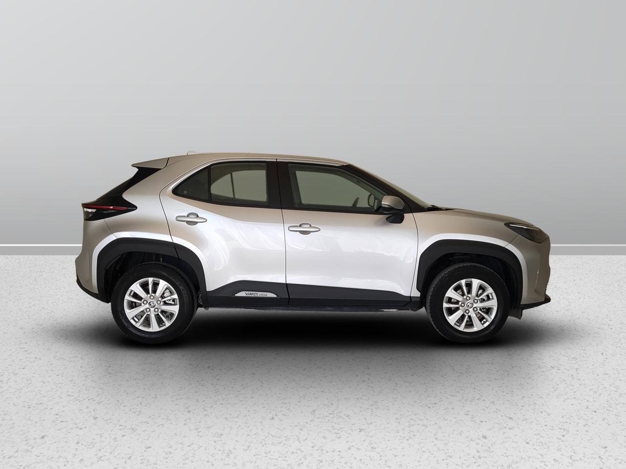 TOYOTA Yaris Cross - Yaris Cross 1.5h Active fwd 116cv e-cvt