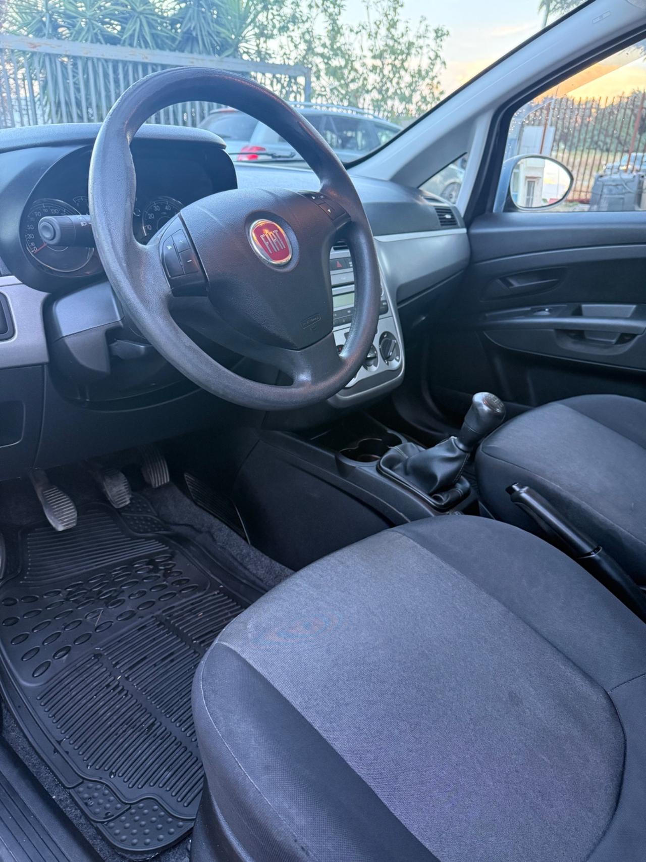 Fiat Punto 1.3 MJT II 75 CV 5 porte Lounge MOTORE NUOVO!