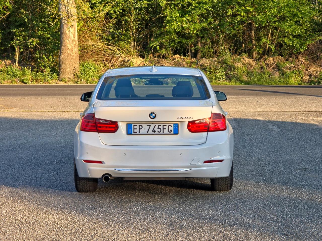 Bmw 320 320i cat Eletta CV-184 2012-E5B Manuale