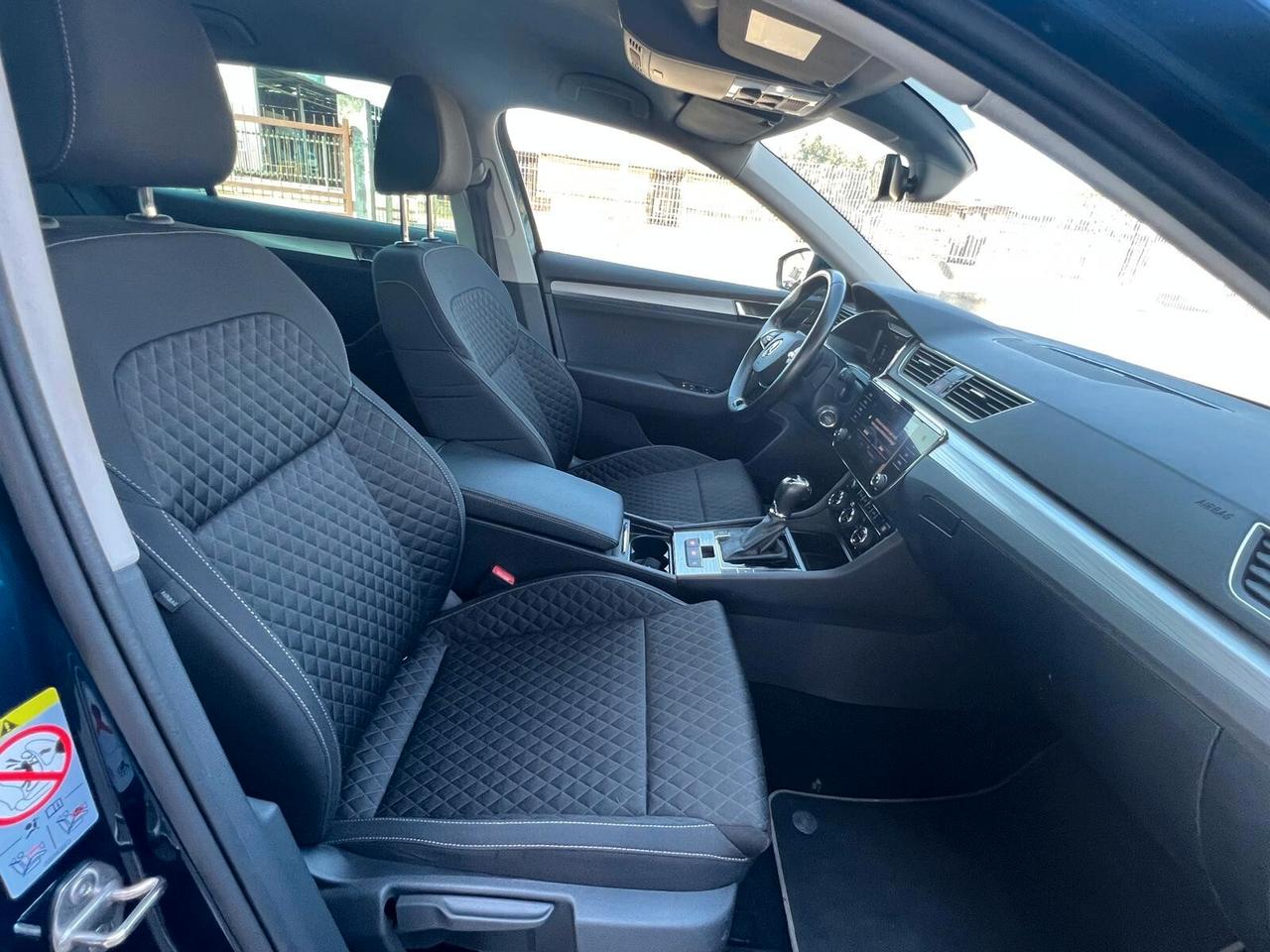 Skoda Superb 2.0 TDI EVO 200 CV SCR DSG Wagon Executive