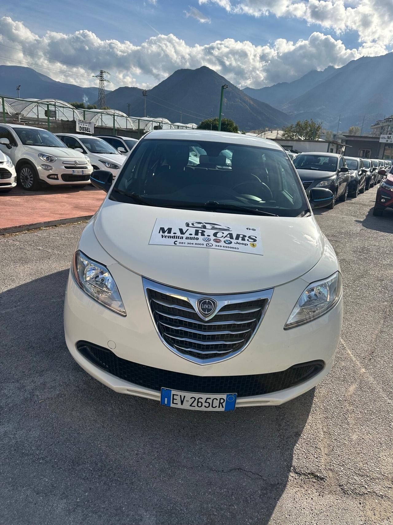 Lancia Ypsilon 0.9 TwinAir 85 CV 5 porte Metano Ecochic Gold