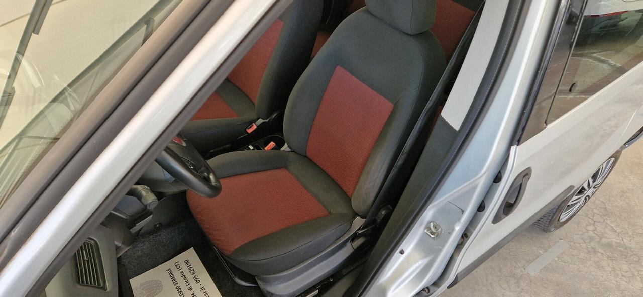 Fiat Doblò 5 Posti 1.6 Mjt 105cv 150° Anniversario