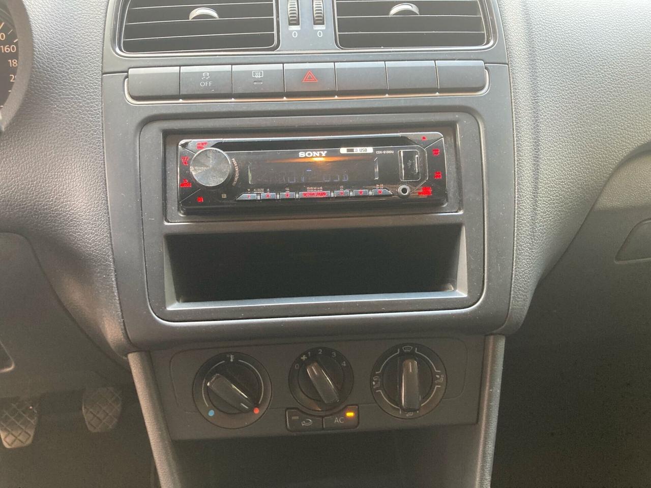 Volkswagen Polo 1.2 - X NEOPATENTATI - 2012