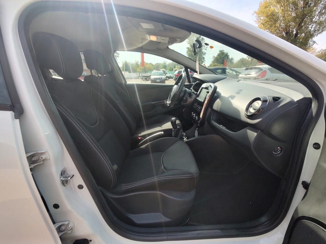 Renault Clio 1.2 75CV GPL 5 porte Live, BENZINA\GPL, OK NEOPATENTATI