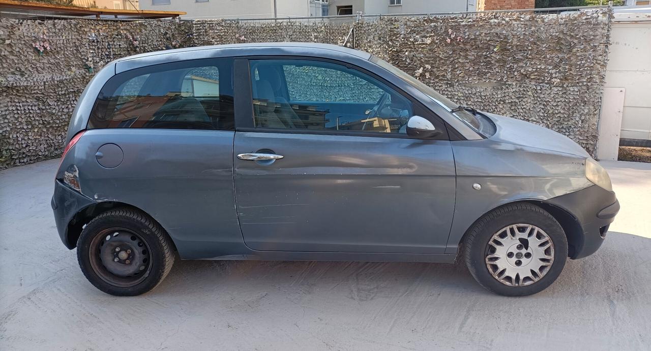 Lancia Ypsilon 1.3 Multijet FERMO AMMINISTRATIVO ZAMPOGNAUTO