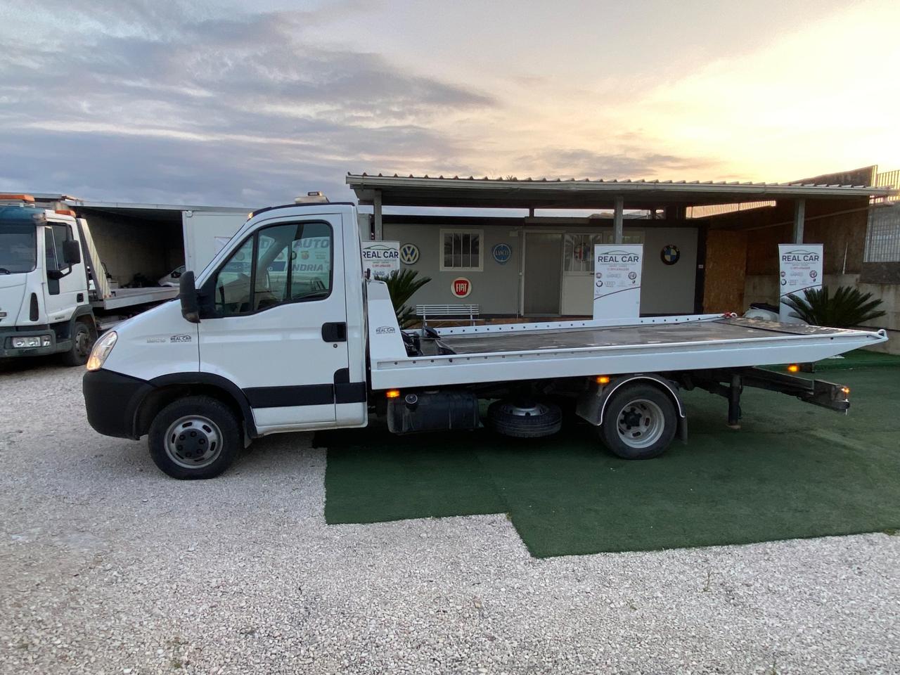 Iveco Daily 35-15 Carroattrezzi Patente B Scarrabile