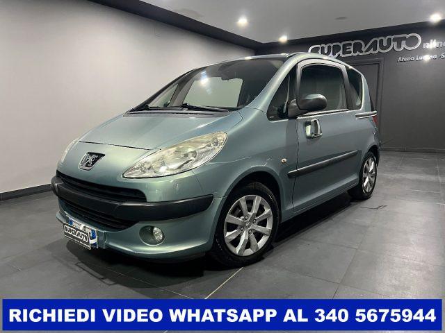 PEUGEOT 1007 1.6 HDi Sporty