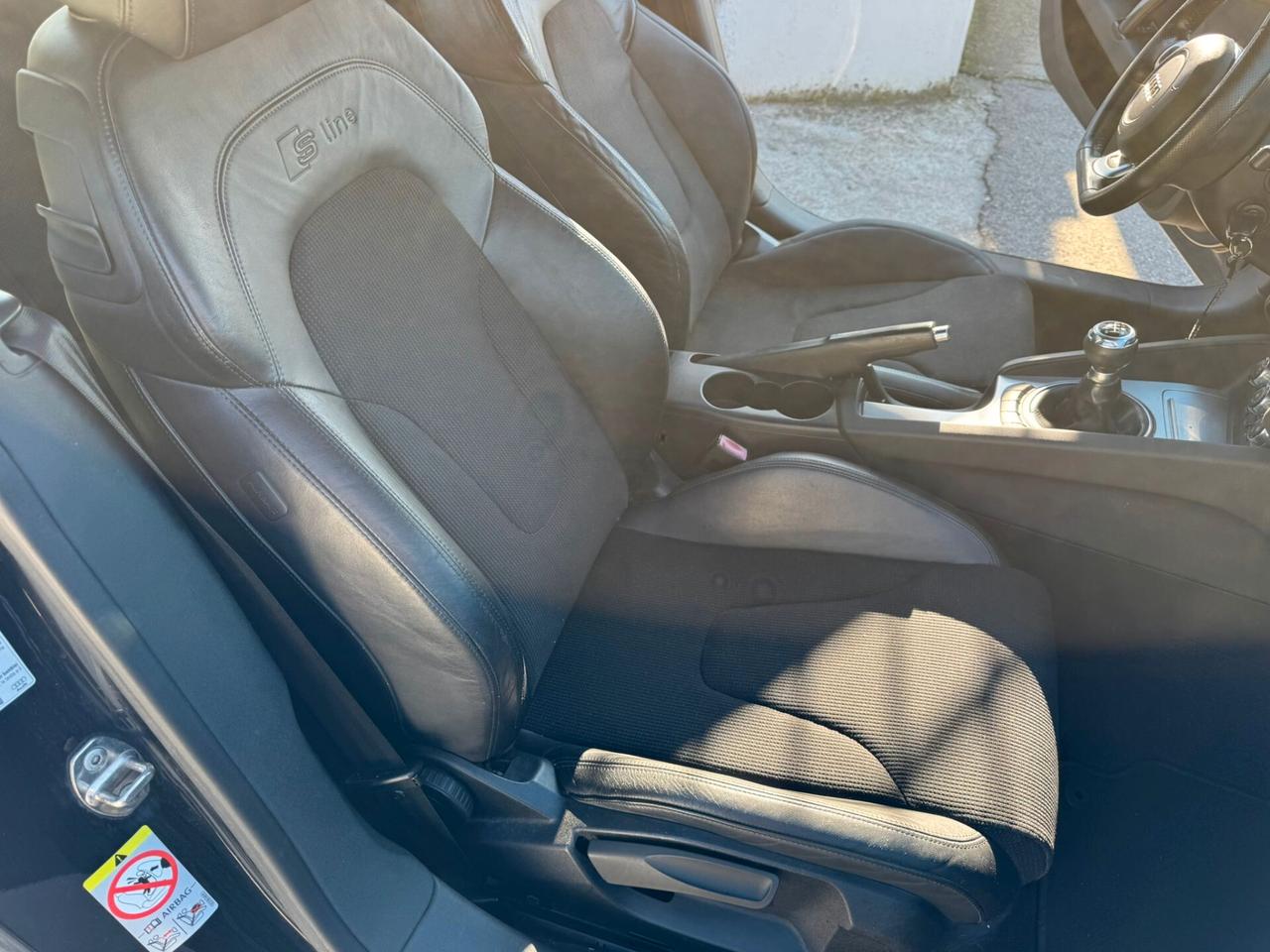 Audi TT Coupé 1.8 TFSI S-LINE