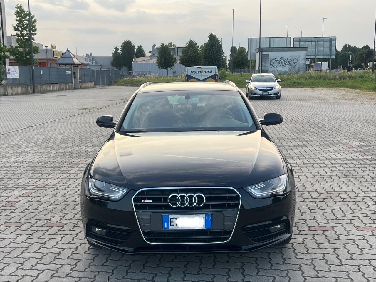 Audi A4 S-Line 2.0 TDI 120 Cv