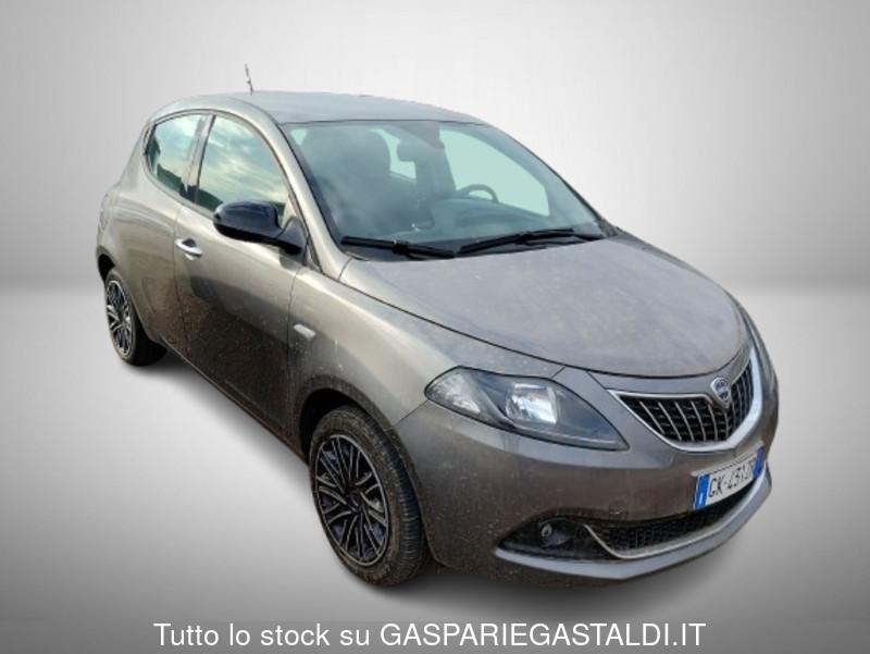 Lancia Ypsilon 1.0 FireFly 5 porte S&S Hybryd Gold