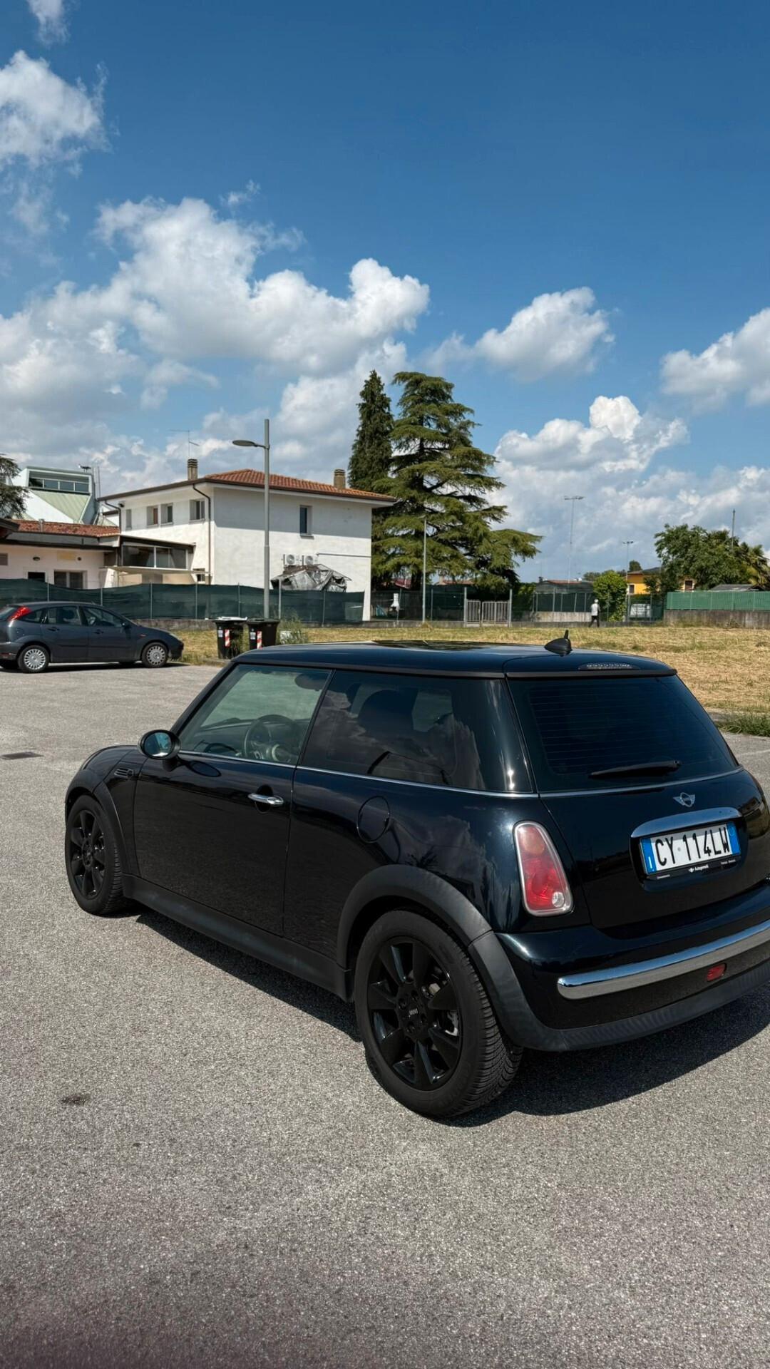 Mini One D 1.4 ok neopatentati