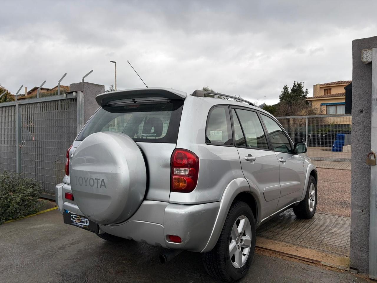 TOYOTA RAV 4 - 4X4