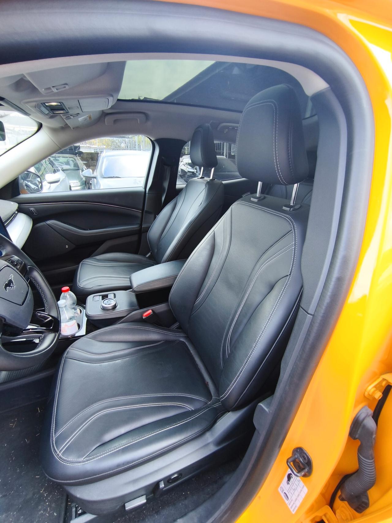 Ford Mustang Mach-E AWD Elettrico Standard 269CV Premium