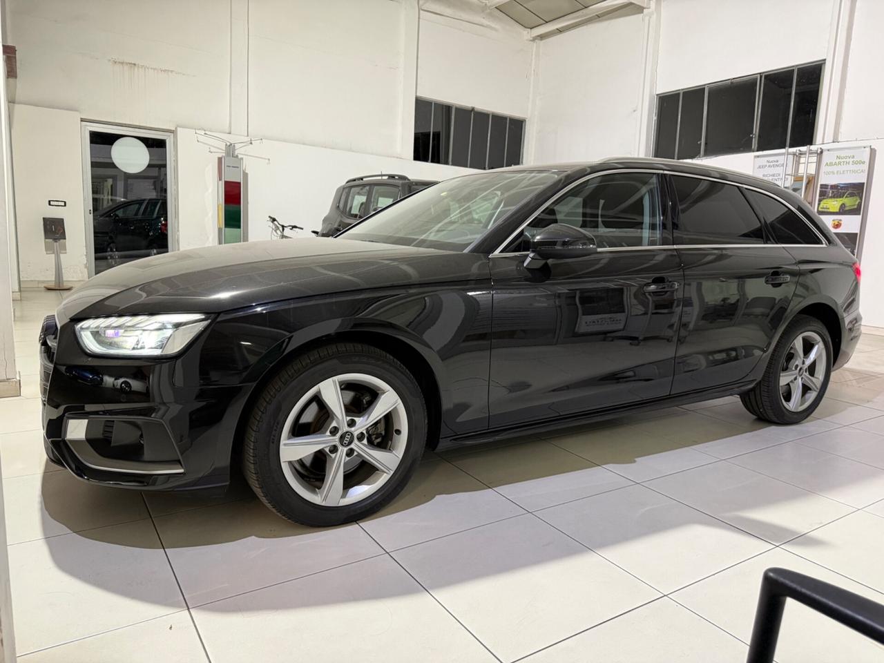 AUDI A4 Avant 2.0 TDI 163 CV Mild-Hybrid LED Matrix