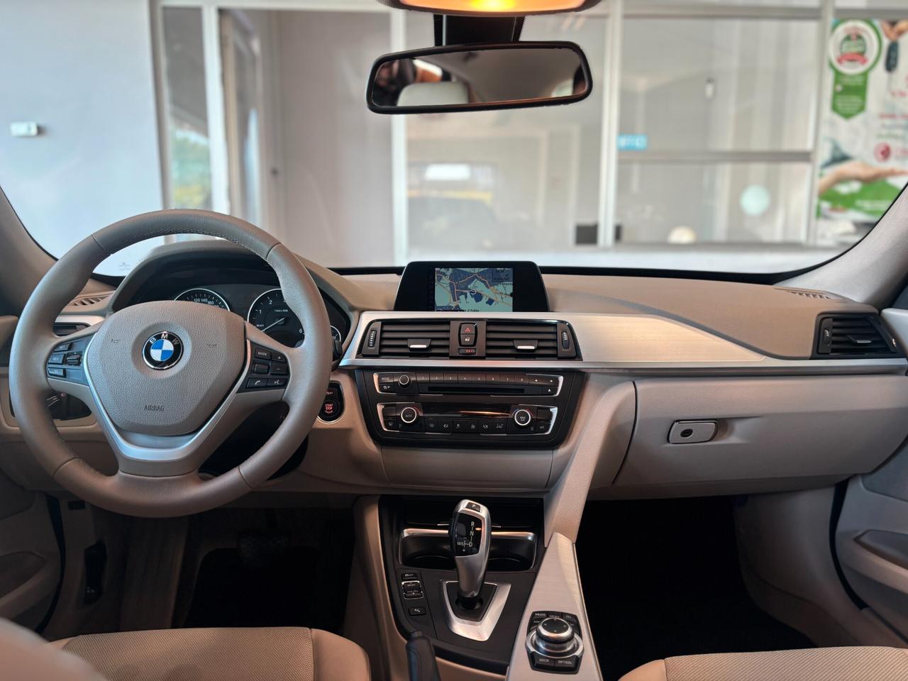 Bmw Gran Turismo 318d Modern