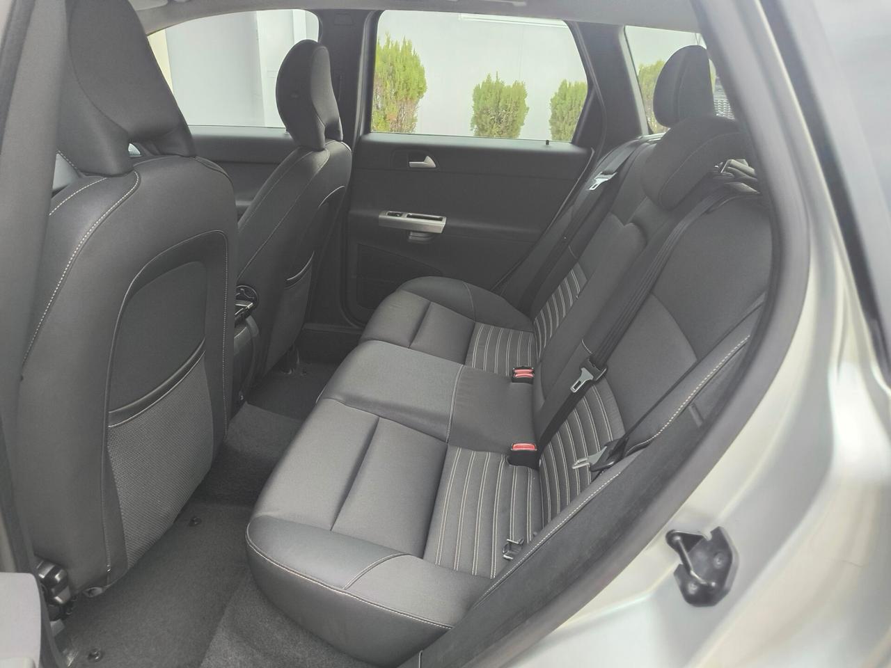 Volvo V50 2.0i Benzina