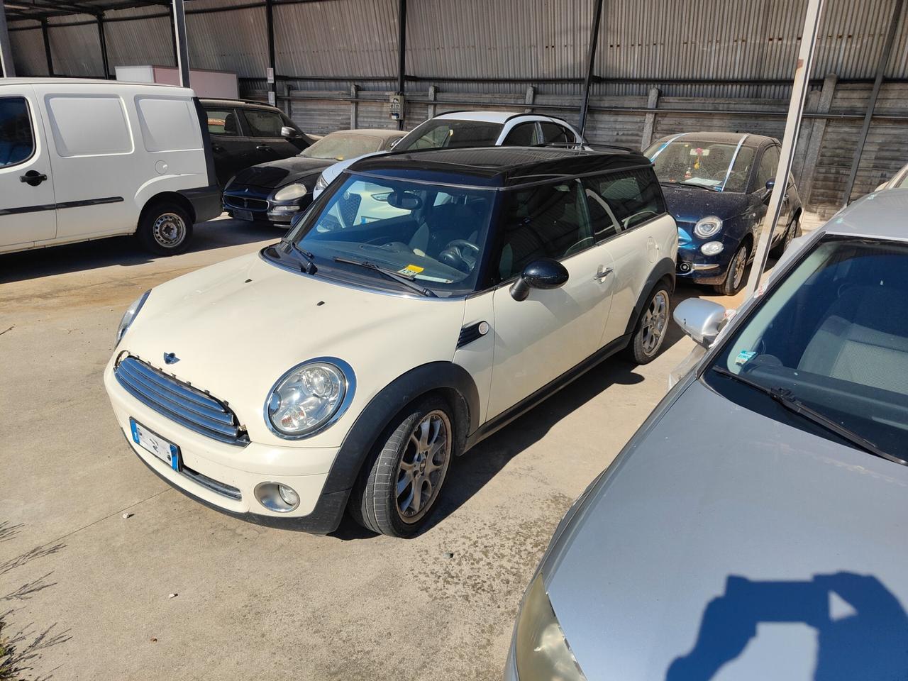 Mini Cooper Clubman .