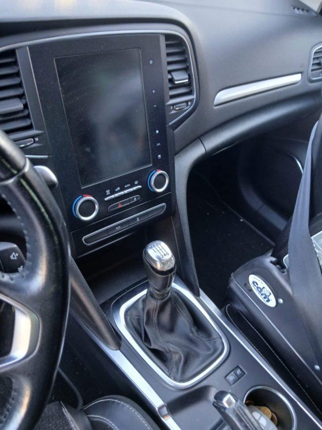 RENAULT Megane Mégane dCi 8V 110 CV EDC Energy Bose