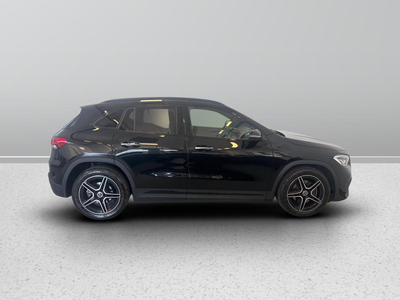 Mercedes-Benz GLA-H247 2020 - GLA 200 d Premium auto