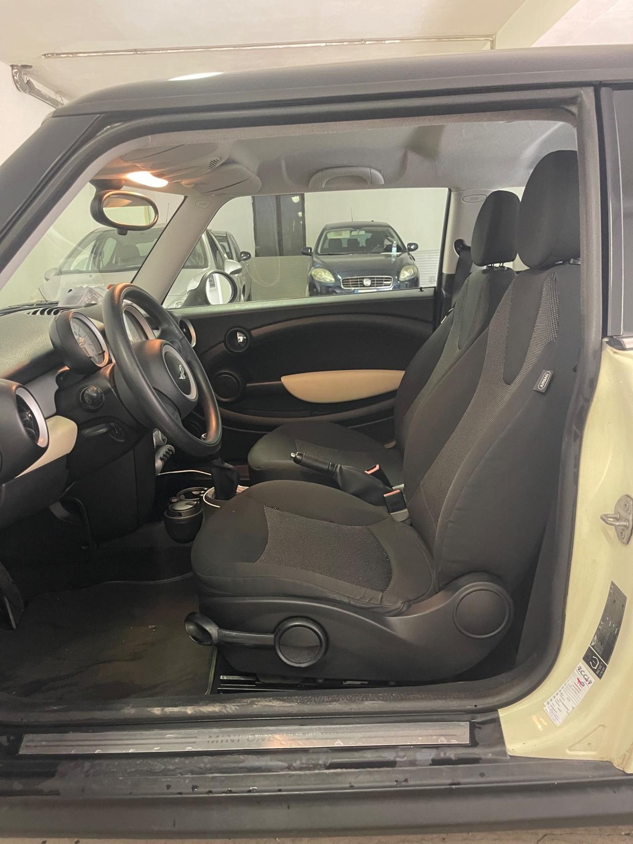 Mini 1.4 16V One