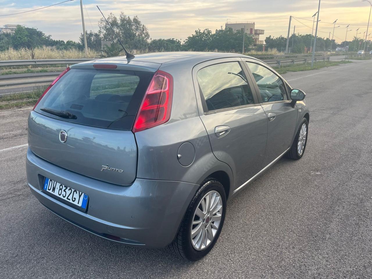 Fiat Grande Punto 1.3 MJT 5 porte Emotion Unipro 2009