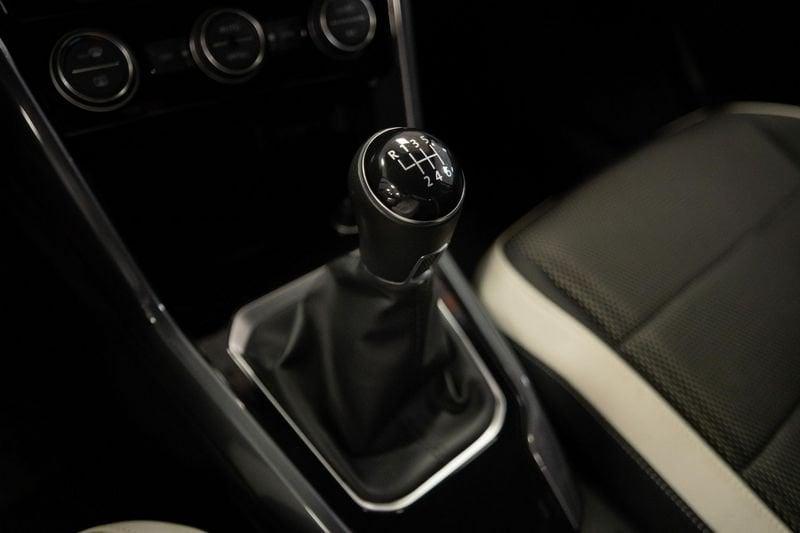 Volkswagen T-Roc 1.5 tsi Business