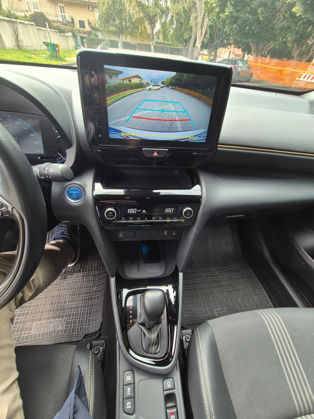 Toyota Yaris Cross hybrid gr sport