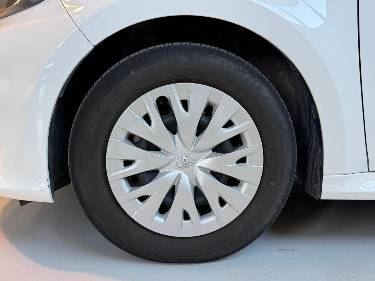 Toyota Yaris 1.5h Business N1-AUTOCARRO PREZZO + IVA