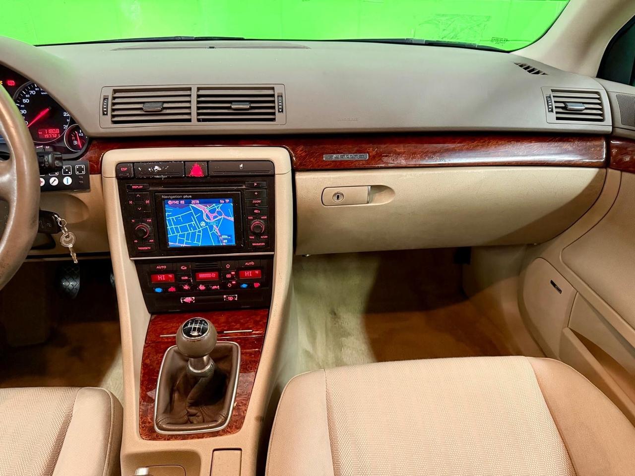 Audi A4 3.0 V6 30V cat quattro 1 PROP