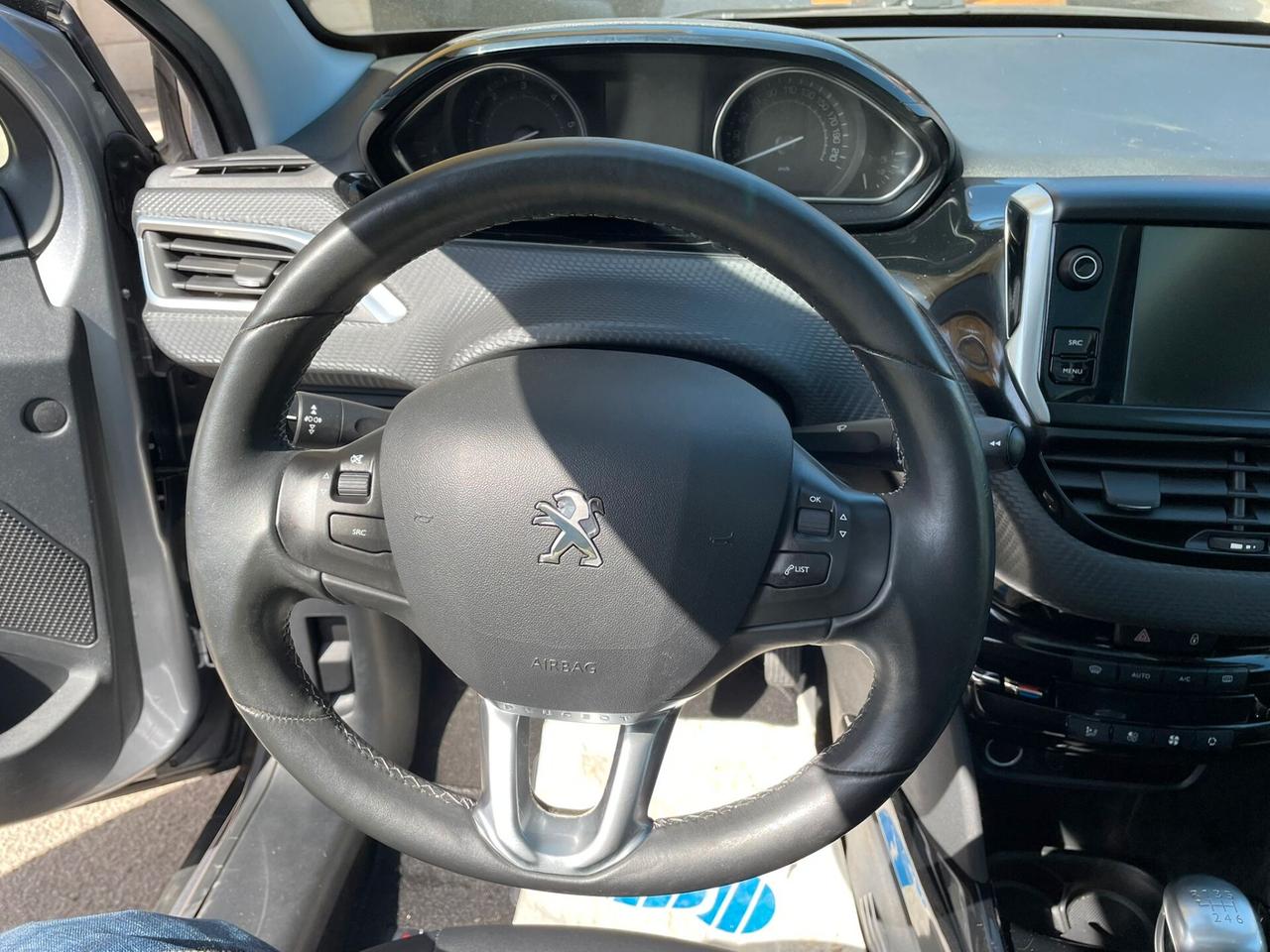Peugeot 2008 1.6 HDI 120cv Black Matt
