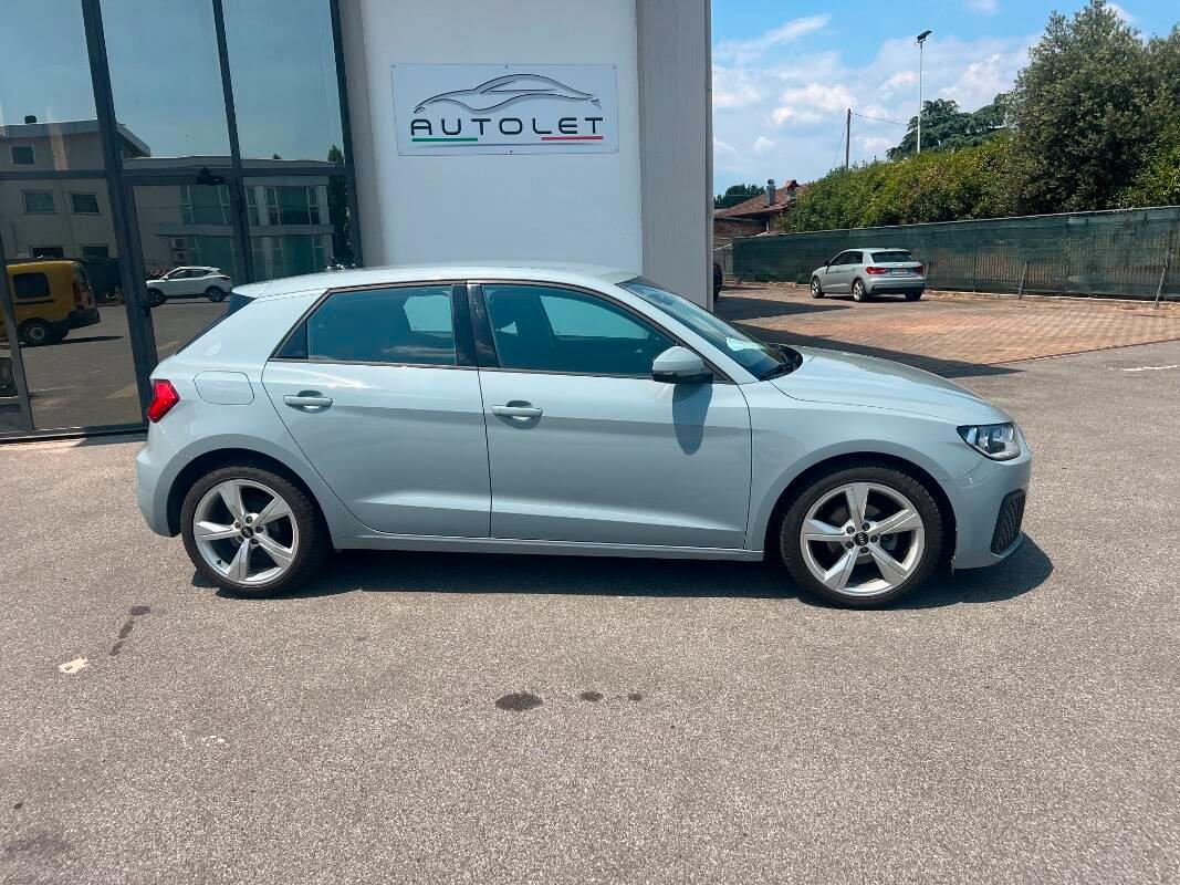 Audi A1 25 1.0 tfsi Admired my20