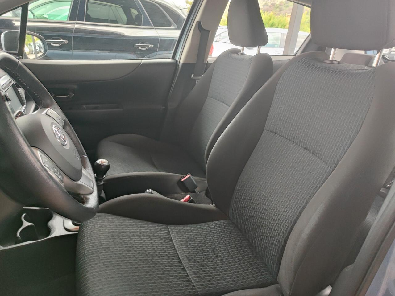 Toyota Yaris 1.4 D-4D 5 porte Lounge