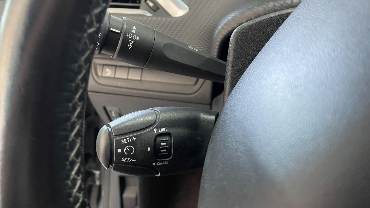 Peugeot 208 BlueHDi 75 5 porte Allure