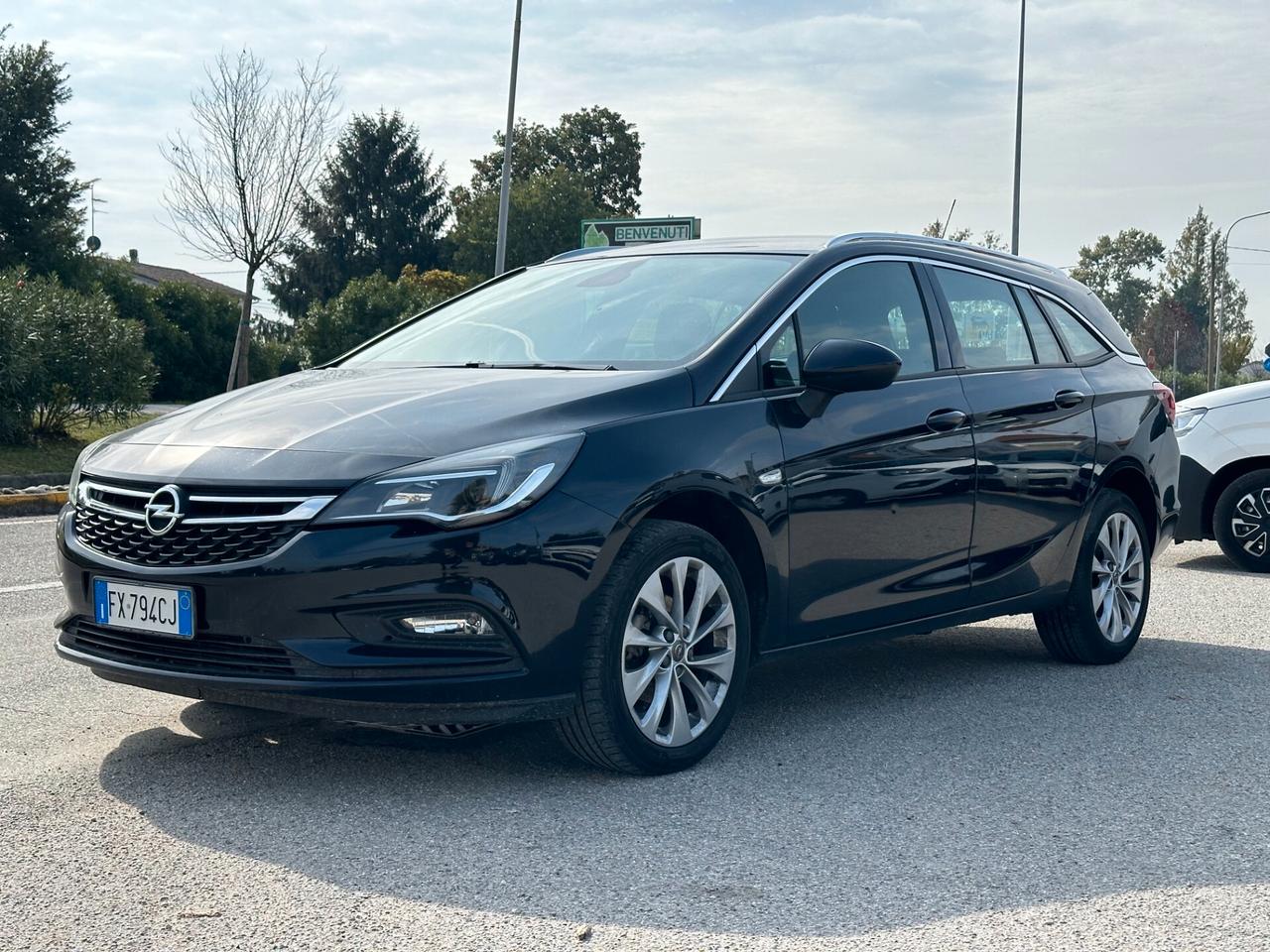 Opel Astra 1.4 Turbo 110CV EcoM Sports Tourer Innovation