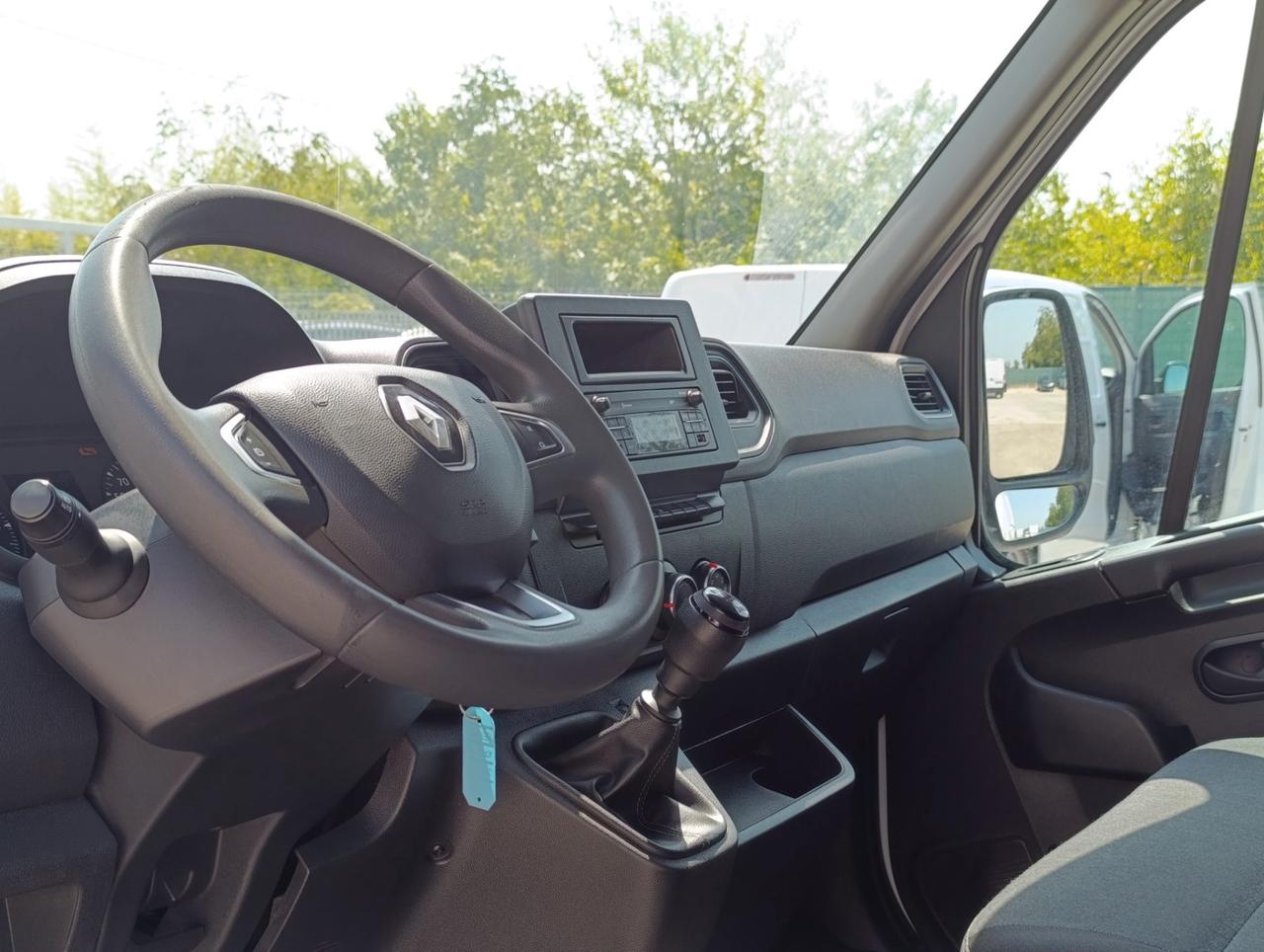 RENAULT Master T28 2.3 dci 135cv L1H1 Ice Plus